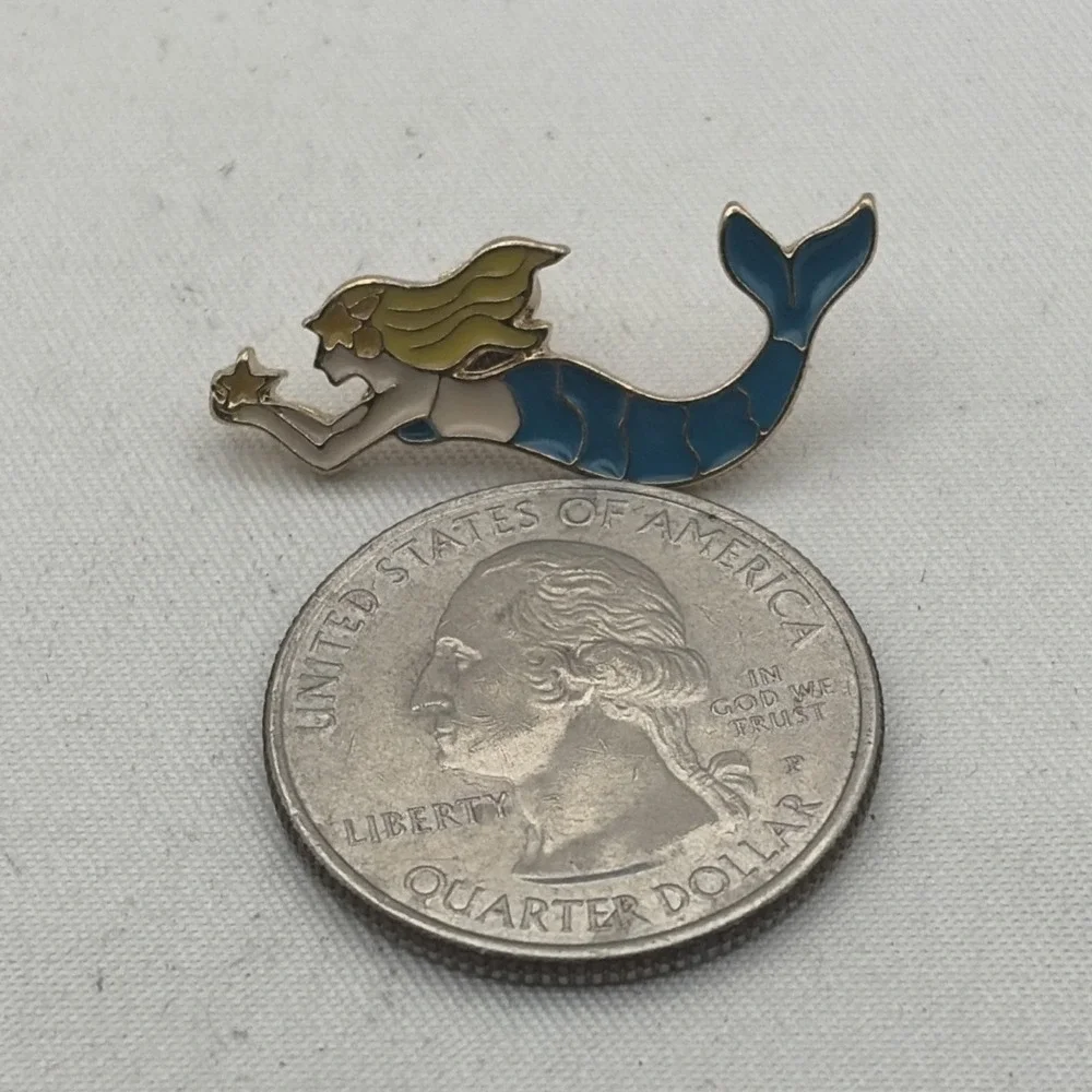 Cartoon Mermaid Swimming With Starfish Lapel Hat Pin Blue Gold Tone Enamel